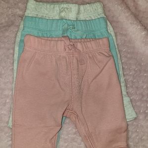 NWOT Carter's pants size newborn